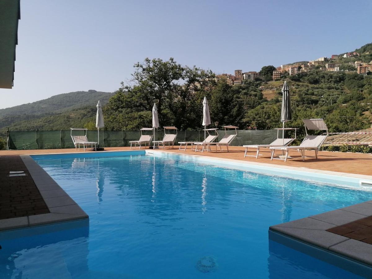 Agriturismo Ponte Due Archi Raccuia 外观 照片