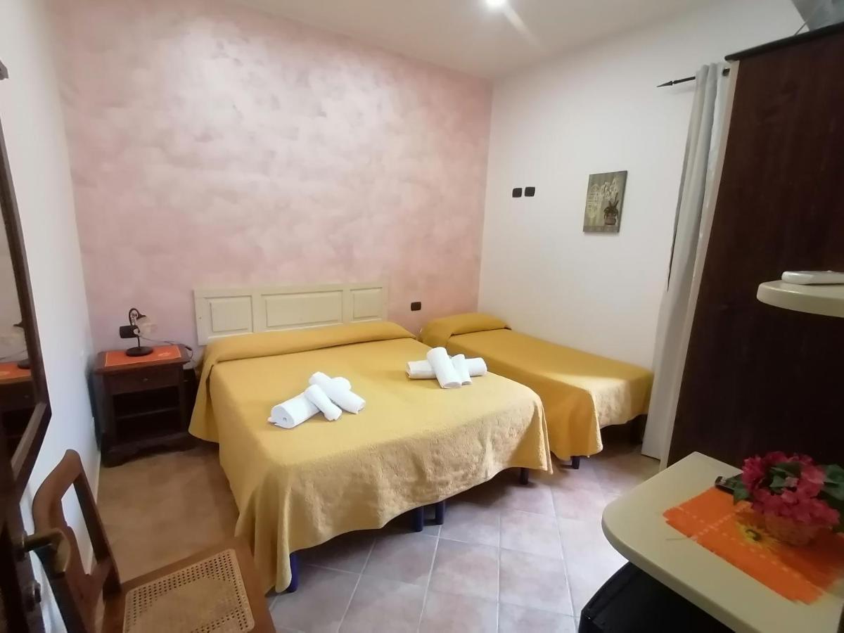 Agriturismo Ponte Due Archi Raccuia 外观 照片